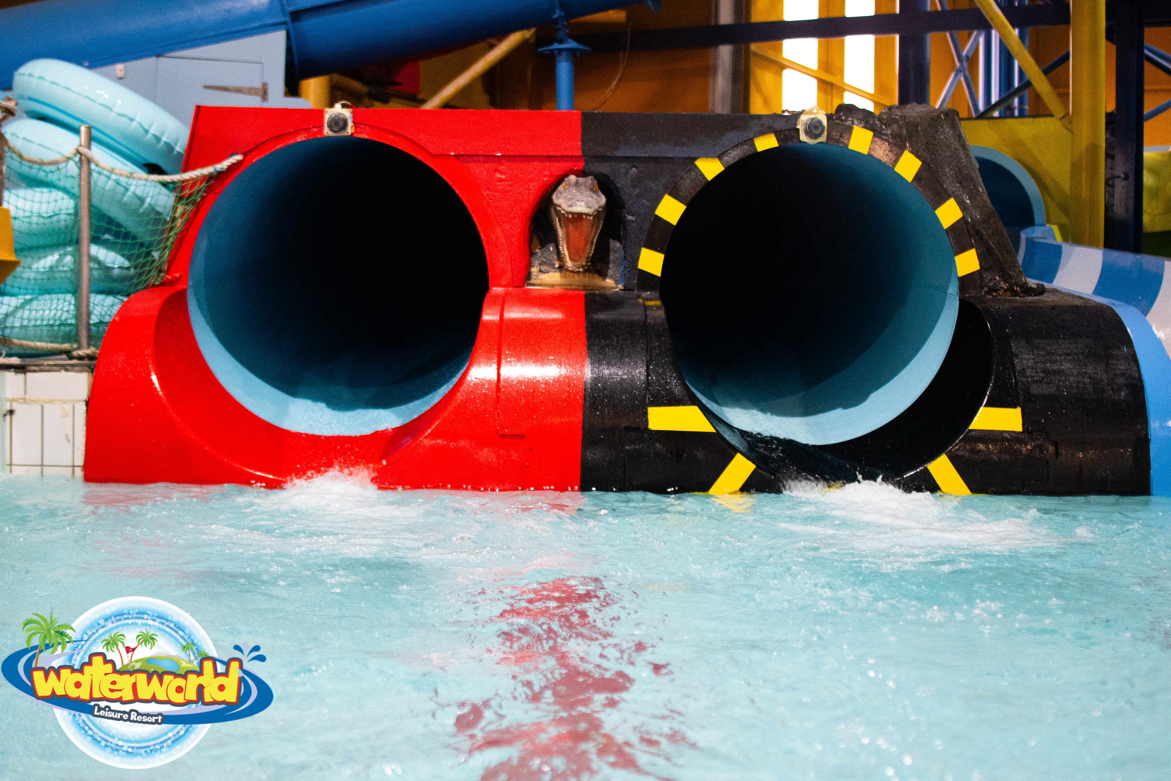 Superflume at Waterworld